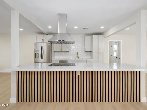 2608 W ASTER Drive, Phoenix, AZ 85029