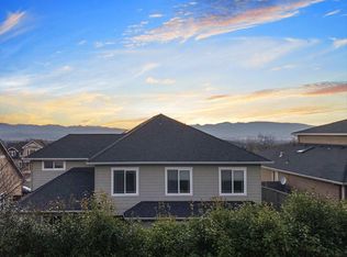 4457 Park Ridge Dr, Medford, OR 97504