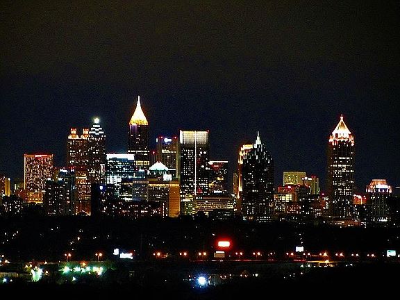 2nd image of 3324 Peachtree Rd NE Unit 2210