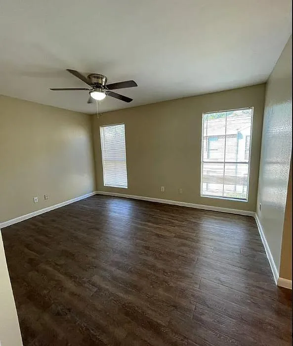 1 bed, 792 sqft, $930 — Photo 2