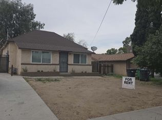 116 N Vicentia Ave, Corona, CA 92882