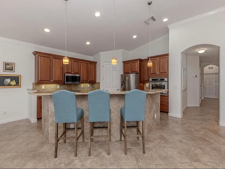 113 Bella Vista Ter #D — Photo 3