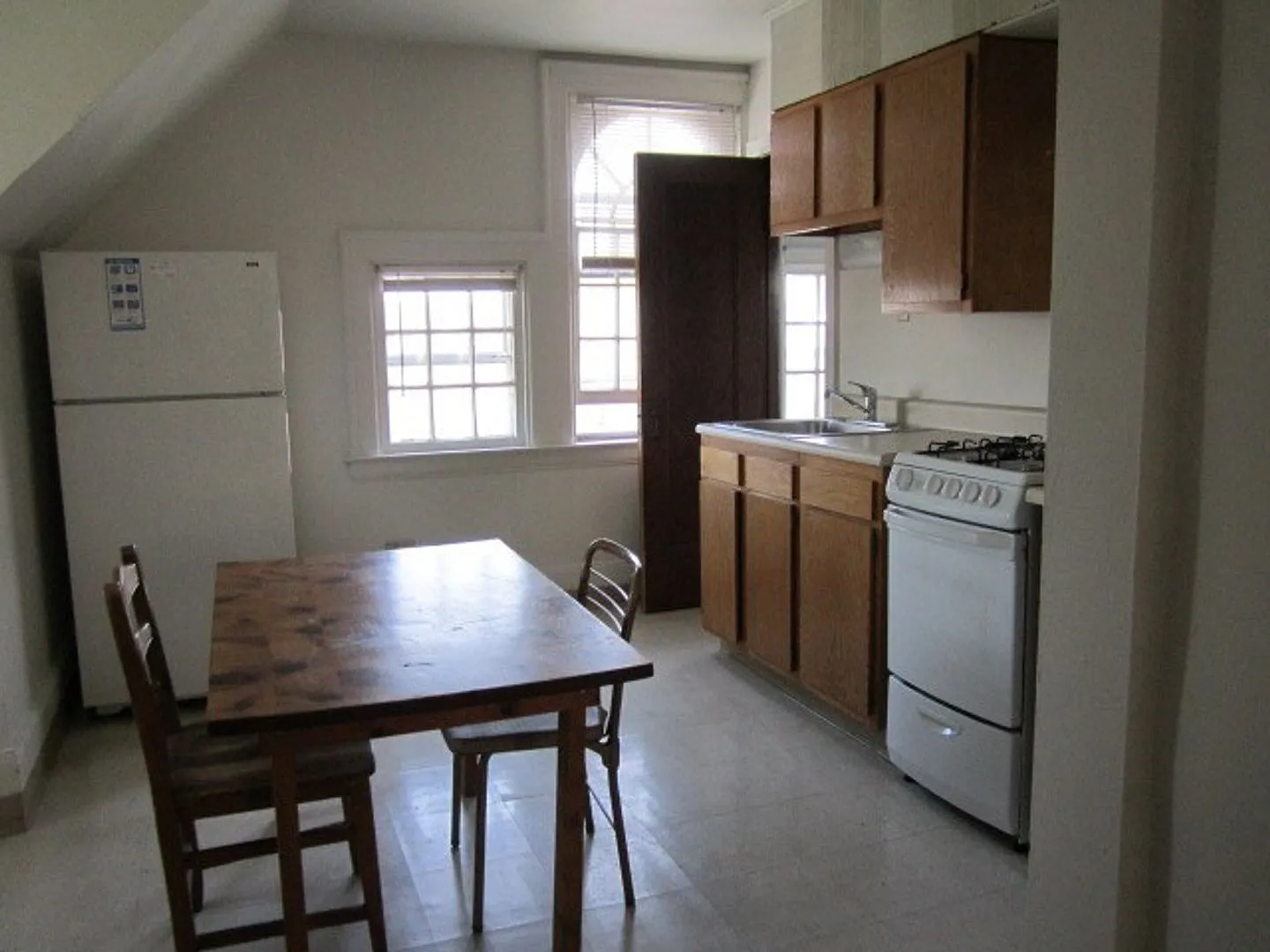 205 Comstock Avenue — Photo 2