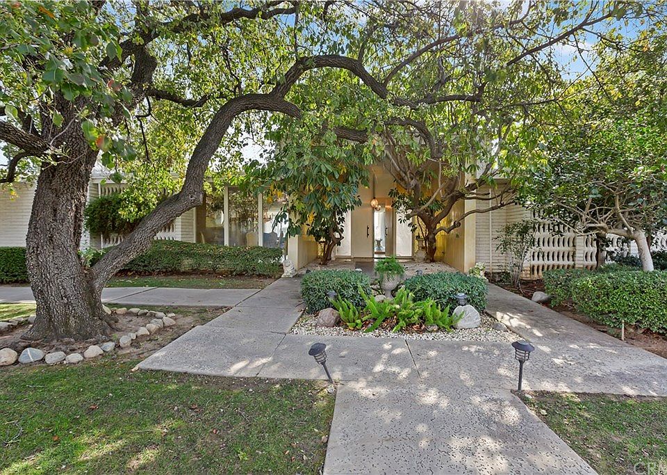 1st image of 3709 Hemlock Dr