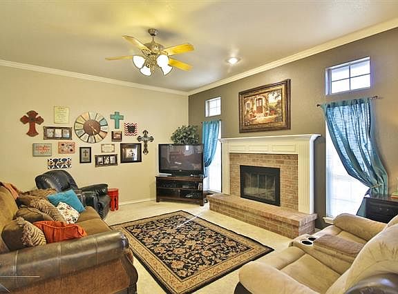 3rd image of 6441 Twin Oaks Dr