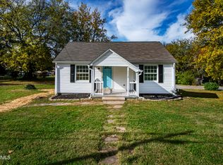 1115 E Red Bud Rd, Knoxville, TN 37920