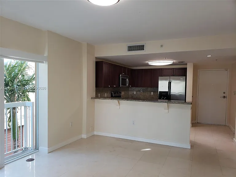 2740 SW 28th Ter #209 — Photo 2
