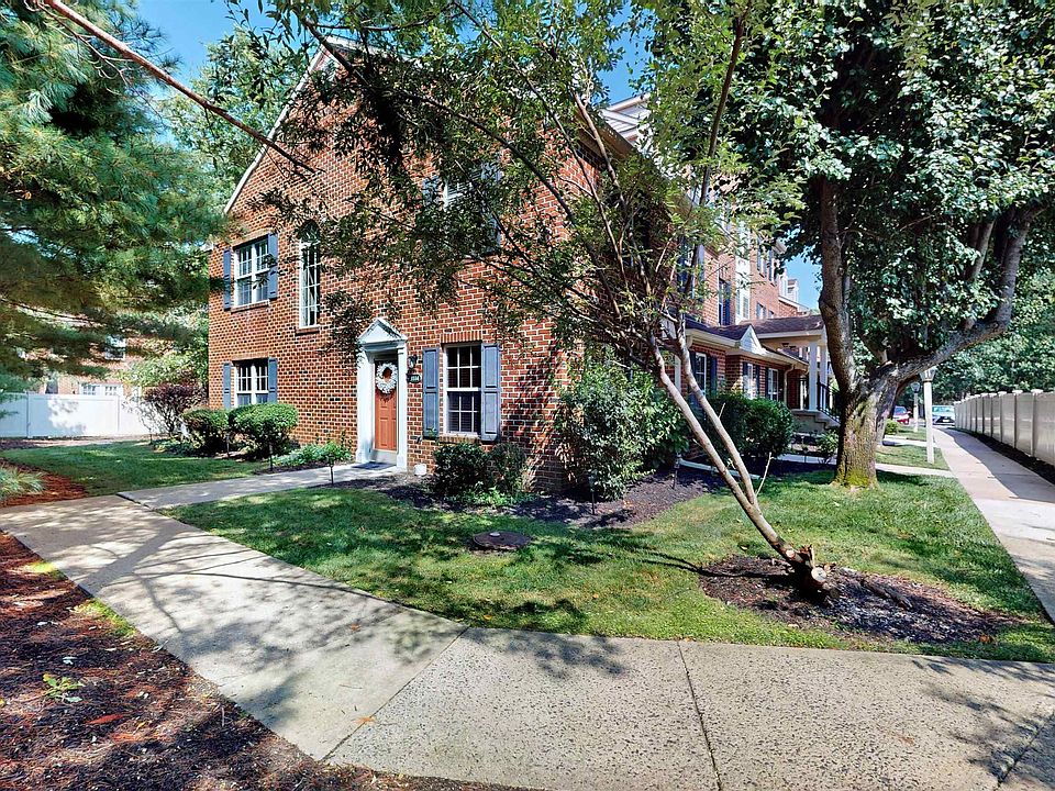 1556 Benjamin Franklin Ct #1556, Mays Landing, NJ 08330 | Zillow