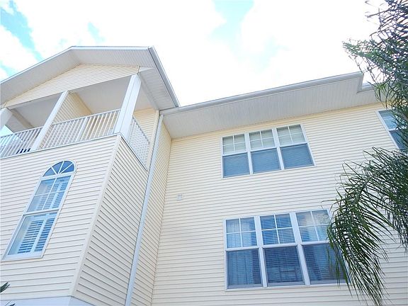 5th image of 3923 Cape Haze Dr APT 303
