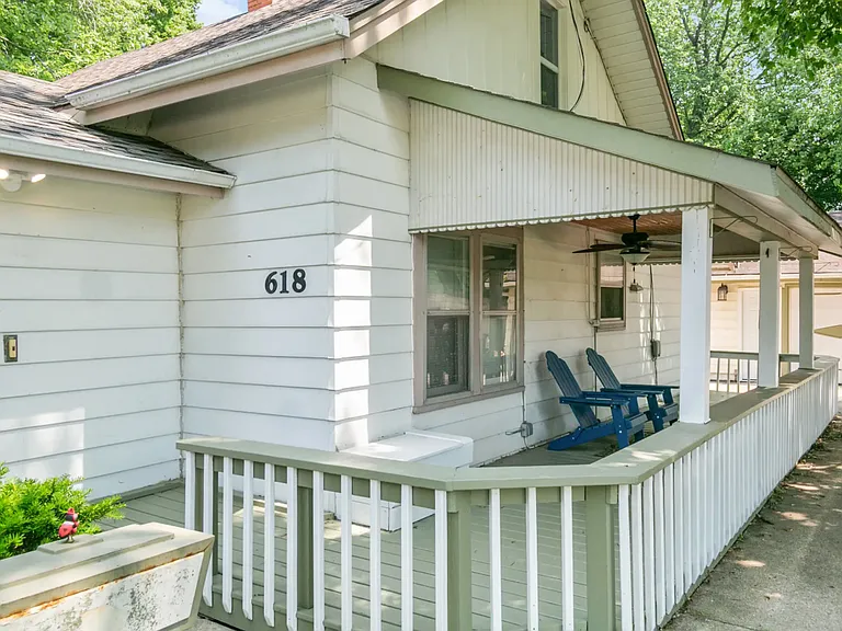 618 S Stewart Ave — Photo 34
