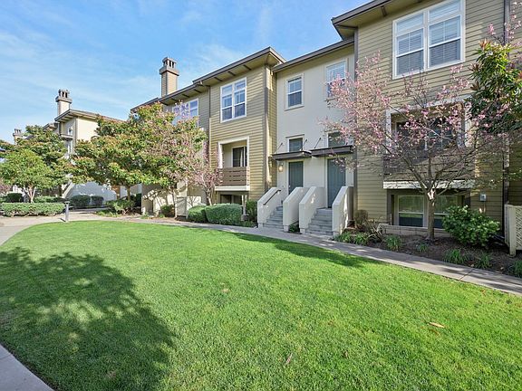 3rd image of 447 Hansen Dr