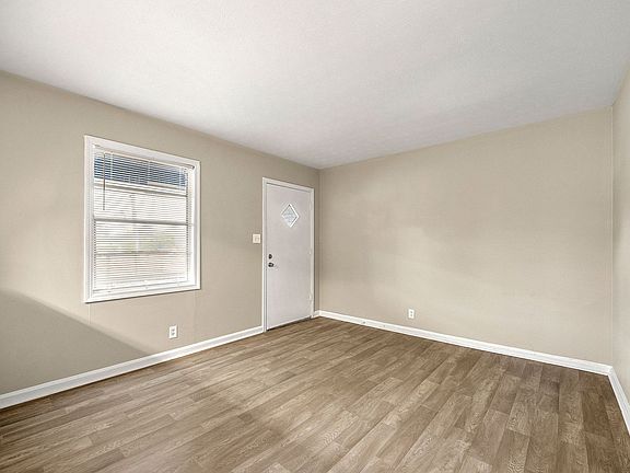 4th image of 296 Pine St NW Unit 9