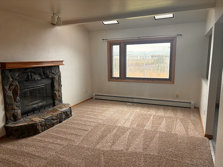 3470 Orbit Cir — Photo 3