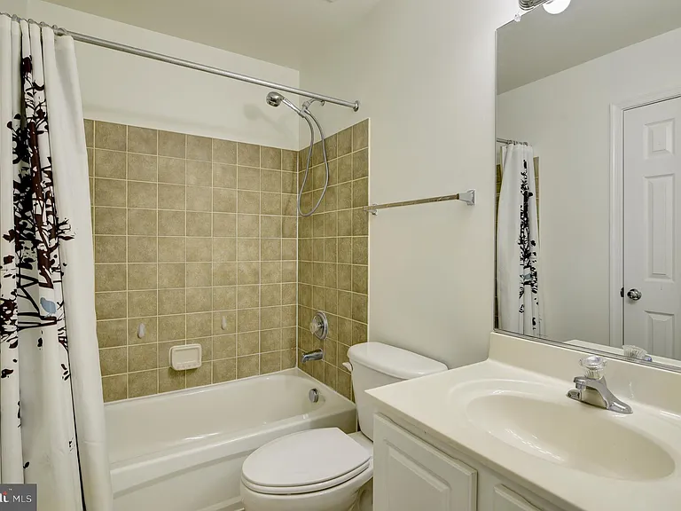 12838 Marblestone Dr — Photo 32