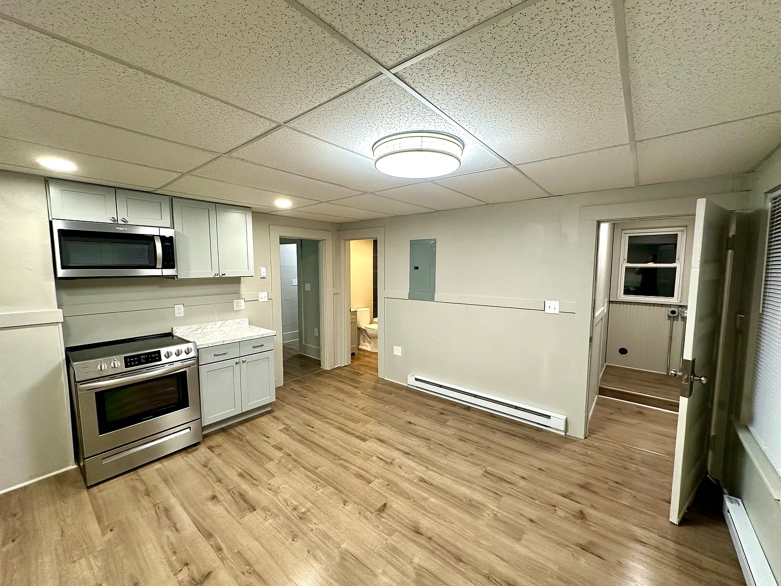 2 bed, 872 sqft, $1,650 — Photo 4