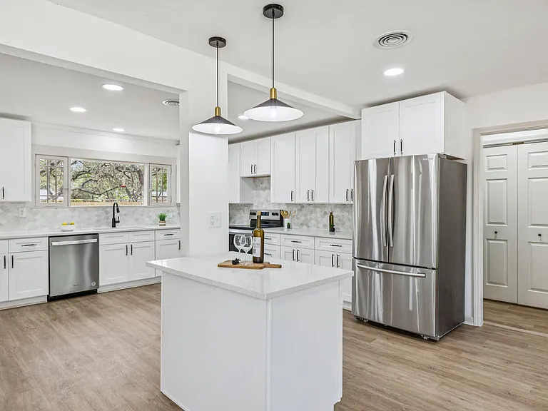320 El Portal Dr — Photo 36