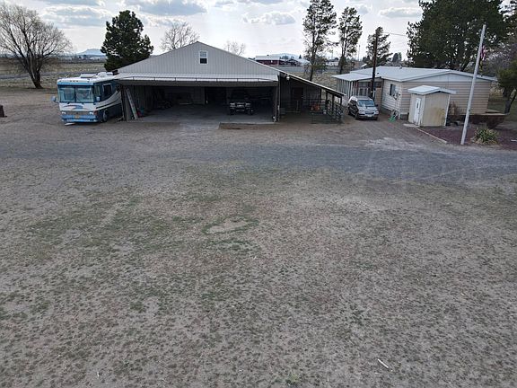 4th image of 87740 Christmas Valley Hwy