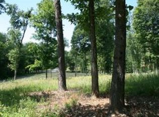 220 Warren Dr, Piney Flats, TN 37686