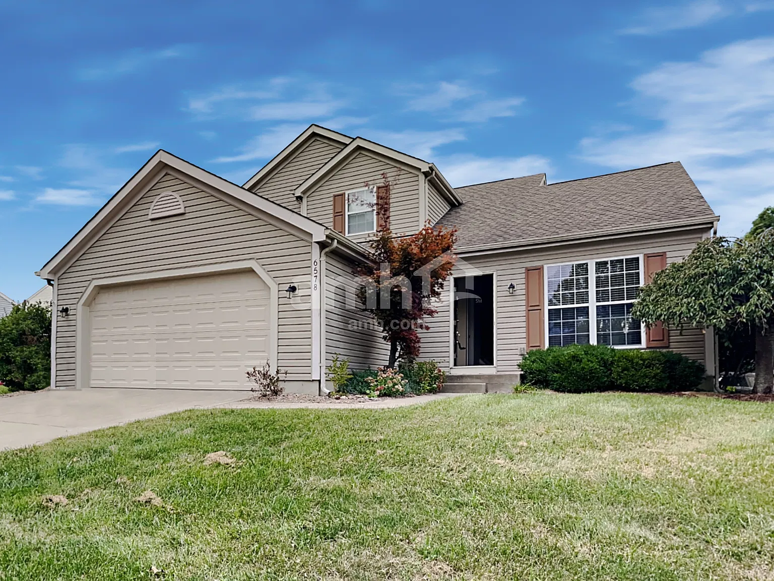 4 bed, 3.5 bath, 2368 sqft, $2,735 — Photo 1