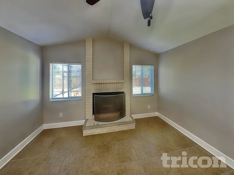 2354 Abalone Blvd — Photo 3