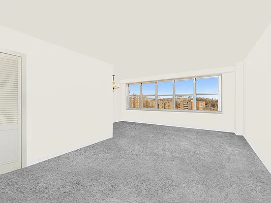 Sold by ERA Insite Realty Services | media 3