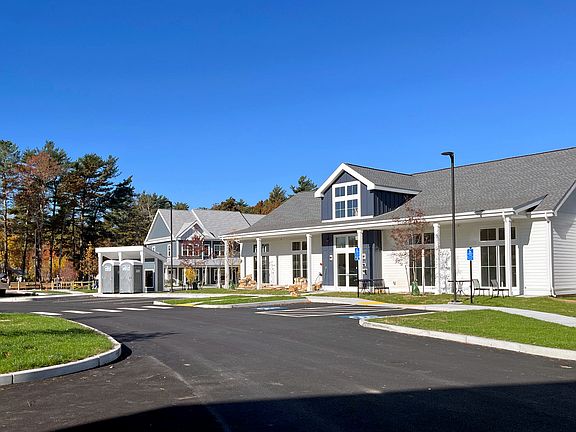 4th image of 23 Littleton Dr #3B-2Ba-1215Sqft