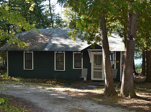 4th image of 5451 Bay Shore Dr