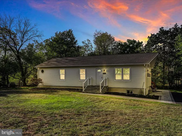 411 S Barry Ave, Norristown, PA 19403