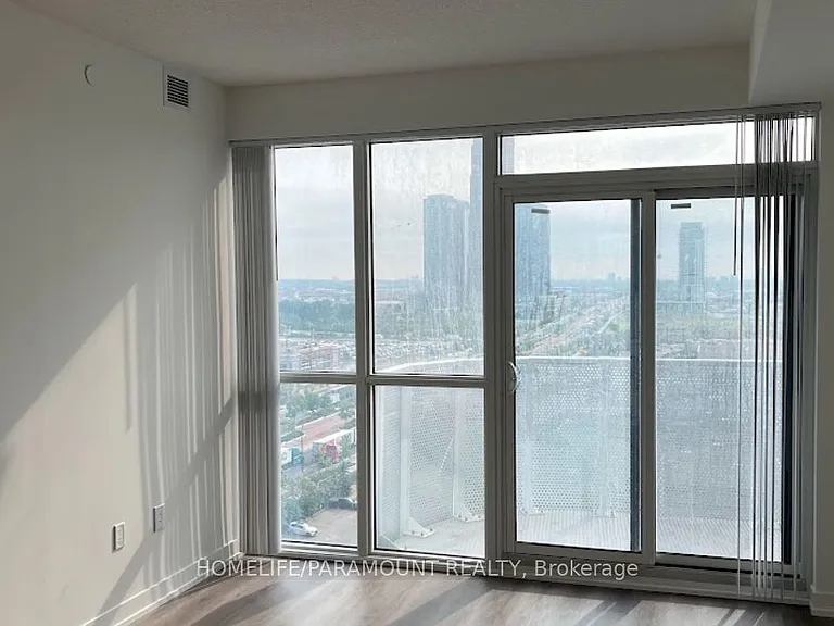 28 Interchange Way #1705 — Photo 14