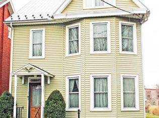 147 S Spruce St, Lititz, PA 17543