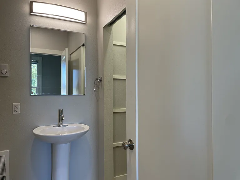 Ruston 53 Apartments — Photo 85