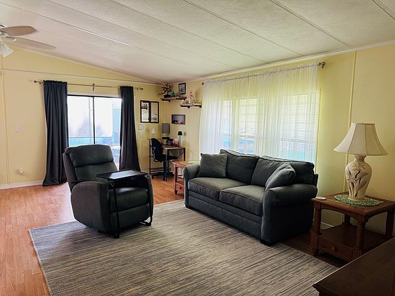 2nd image of 256 Dawn Ln
