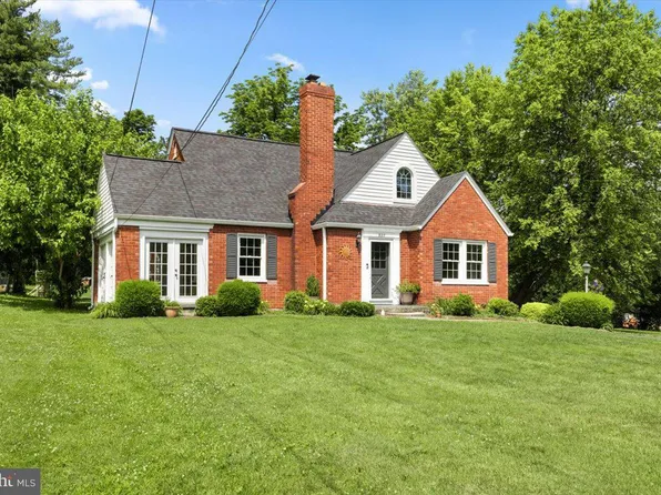 327 Bryarly Rd, Winchester, VA 22603