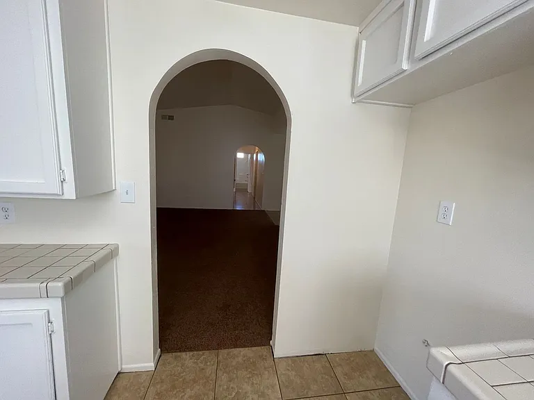 10246 Arroyo Ave — Photo 55