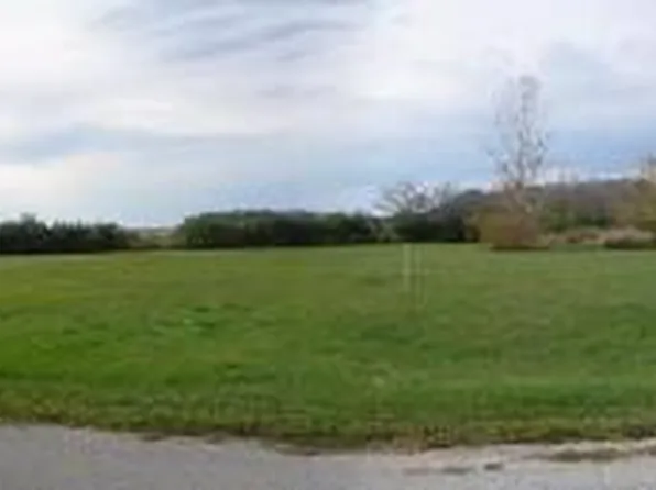125 N Kellert Lake Flt, Cissna Park, IL 60924