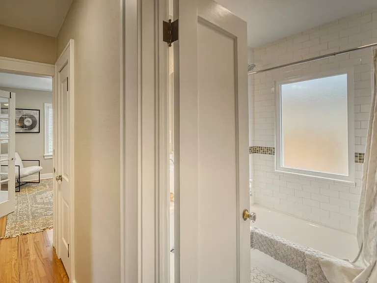 1415 E Boulder St — Photo 17