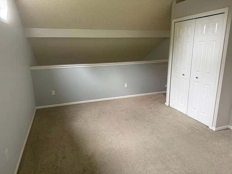 10620 NE 125th Pl — Photo 11