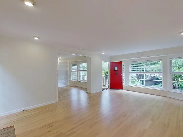 2806 Foothill Rd — Photo 4