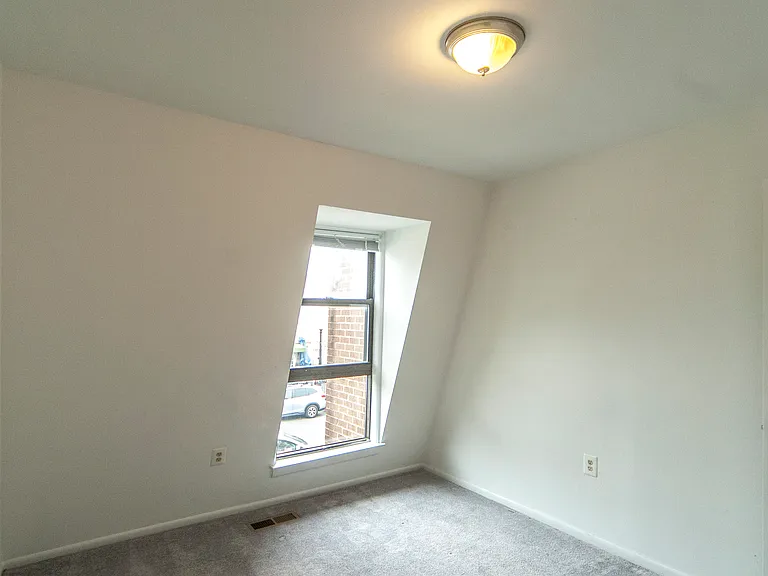 1346 S St NW — Photo 13