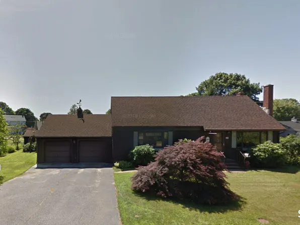 559 Oak Bluff Avenue, Stratford, CT 06615