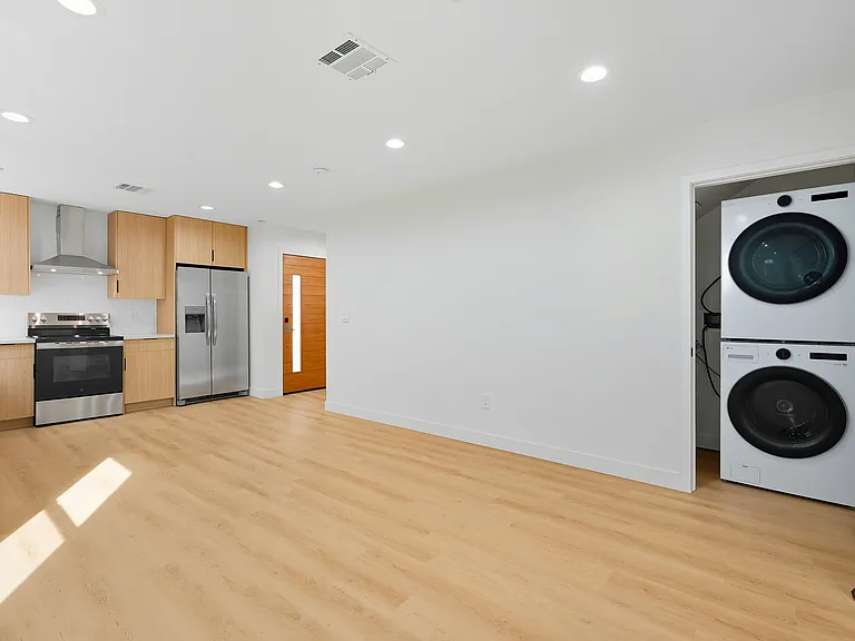 5512 S Manhattan Pl #5512 — Photo 18