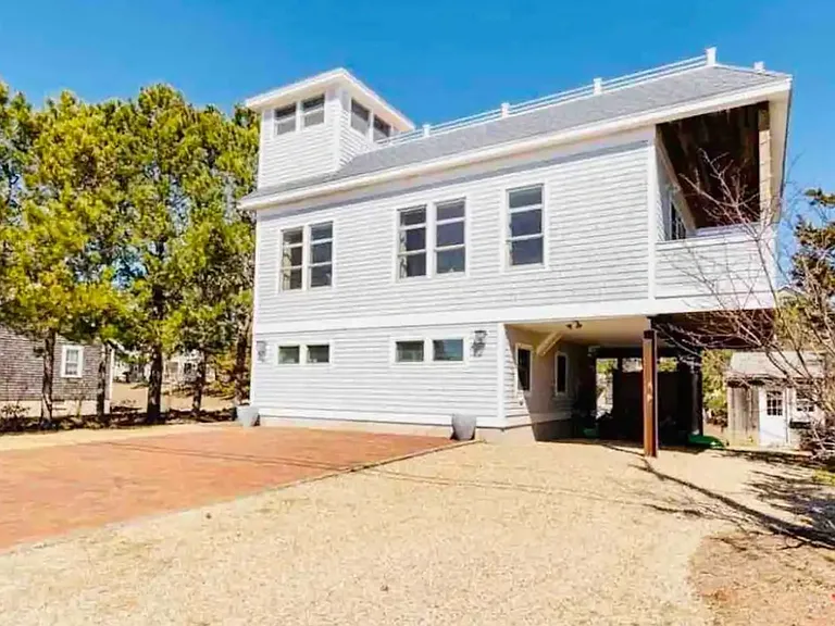 67 Southern Blvd — Photo 8