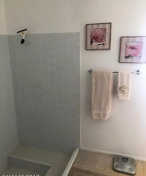 5710 N Camino Del Sol — Photo 28