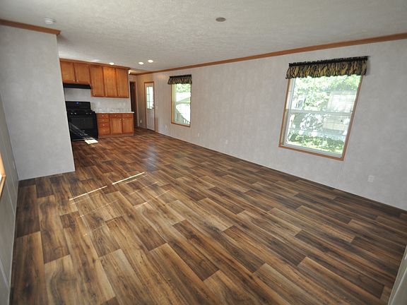 3rd image of 1211 Indigo Dr