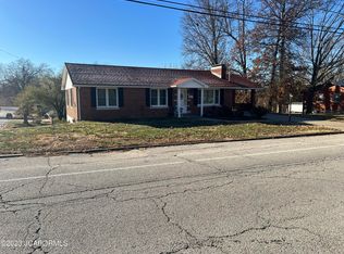 2017 W Edgewood Dr, Jefferson City, MO 65109