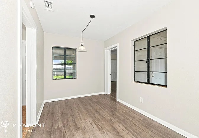 402 Ariana Ave — Photo 6
