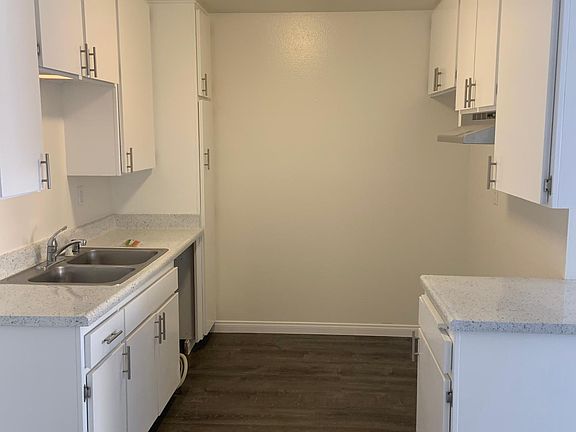 5th image of 5005 Diane Ave #13