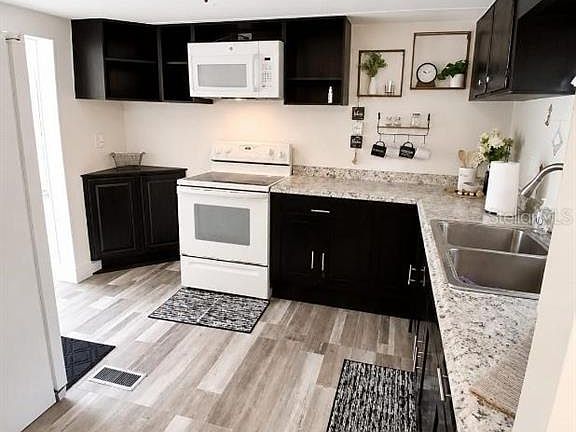4th image of 6626 NW 60TH COURT