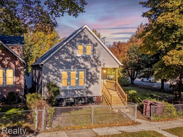 92 Brownlee St, River Rouge, MI 48218
