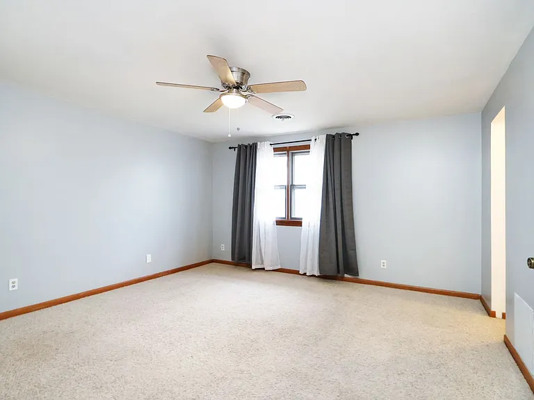 411 Timberwick Pl — Photo 20